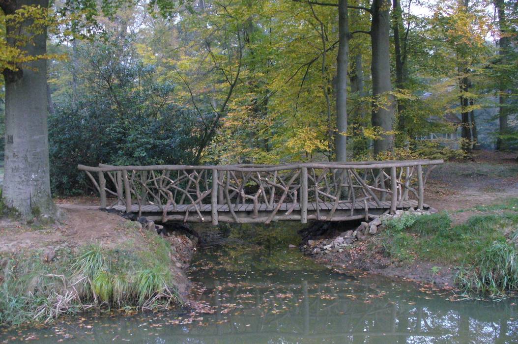 Van boom tot brug, Meubelmakerij Luitjens Meubelmakerij Luitjens Mais espaços Outras obras de arte