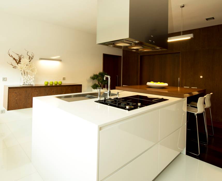 homify Modern kitchen