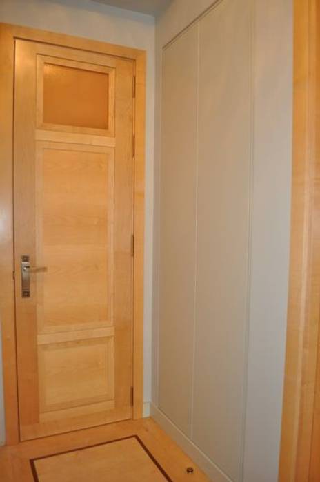 armario integrado en pasillo mudeyba s.l. vestíbulos, pasillos y