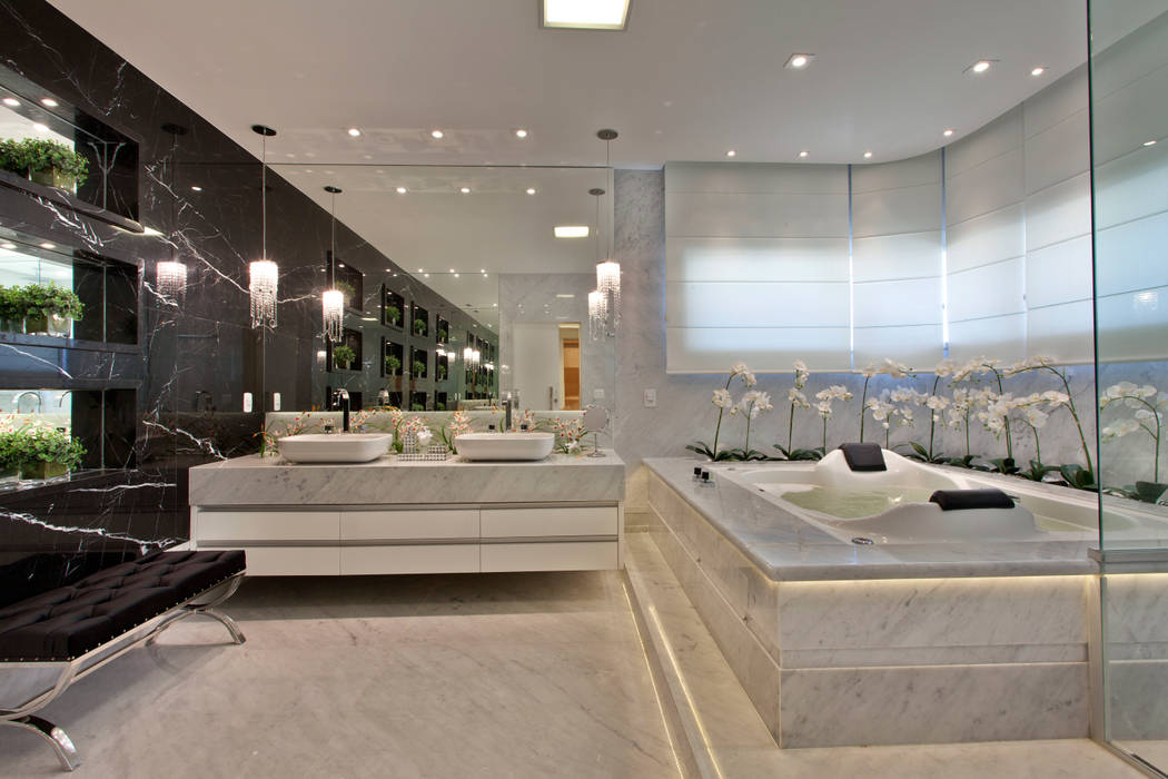 homify Modern bathroom