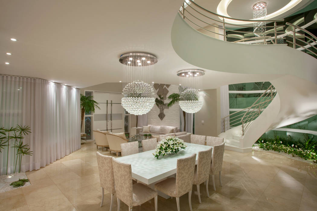 homify Modern dining room