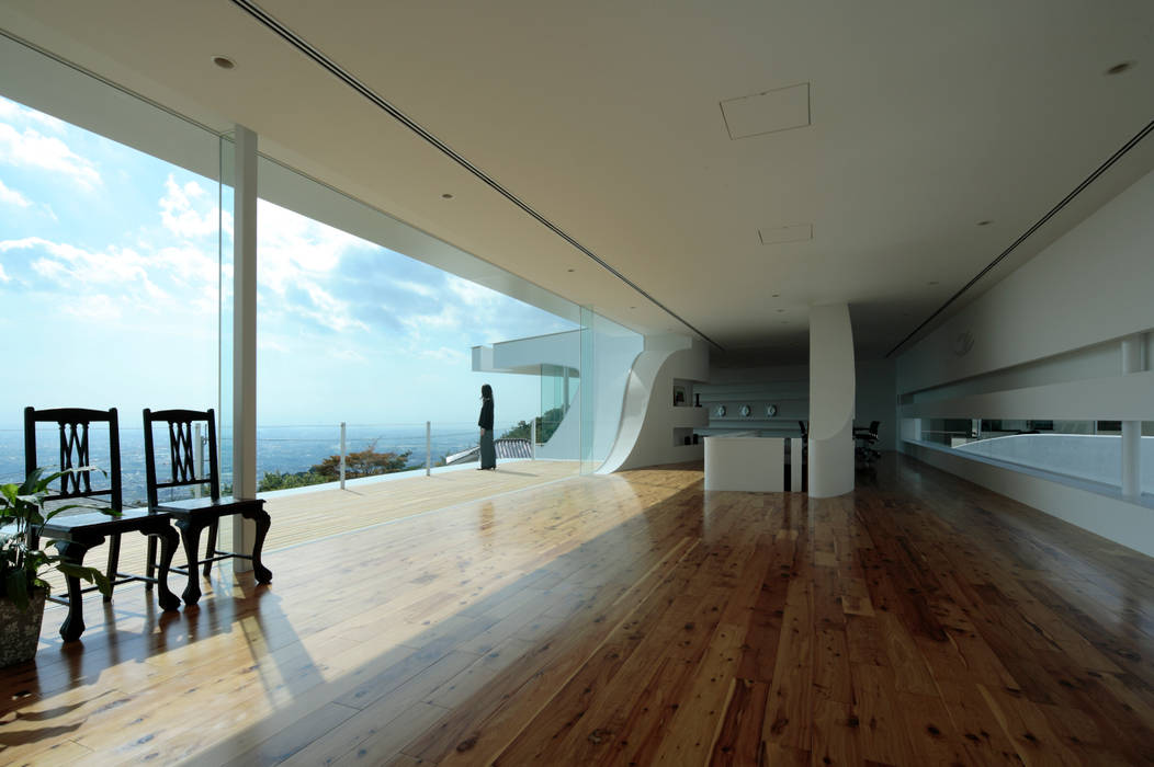 ​Mountain & Opening, EASTERN design office イースタン建築設計事務所 EASTERN design office イースタン建築設計事務所 Modern windows & doors