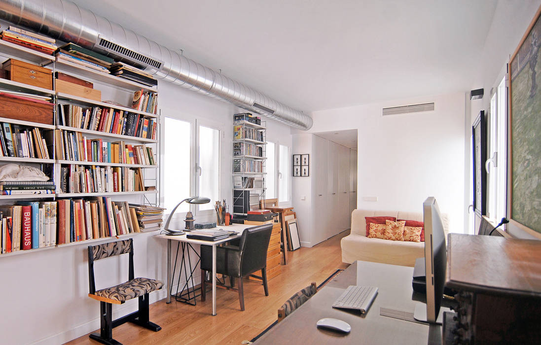 Loft en El Arenal, CM4 Arquitectos CM4 Arquitectos Estudios y despachos de estilo industrial