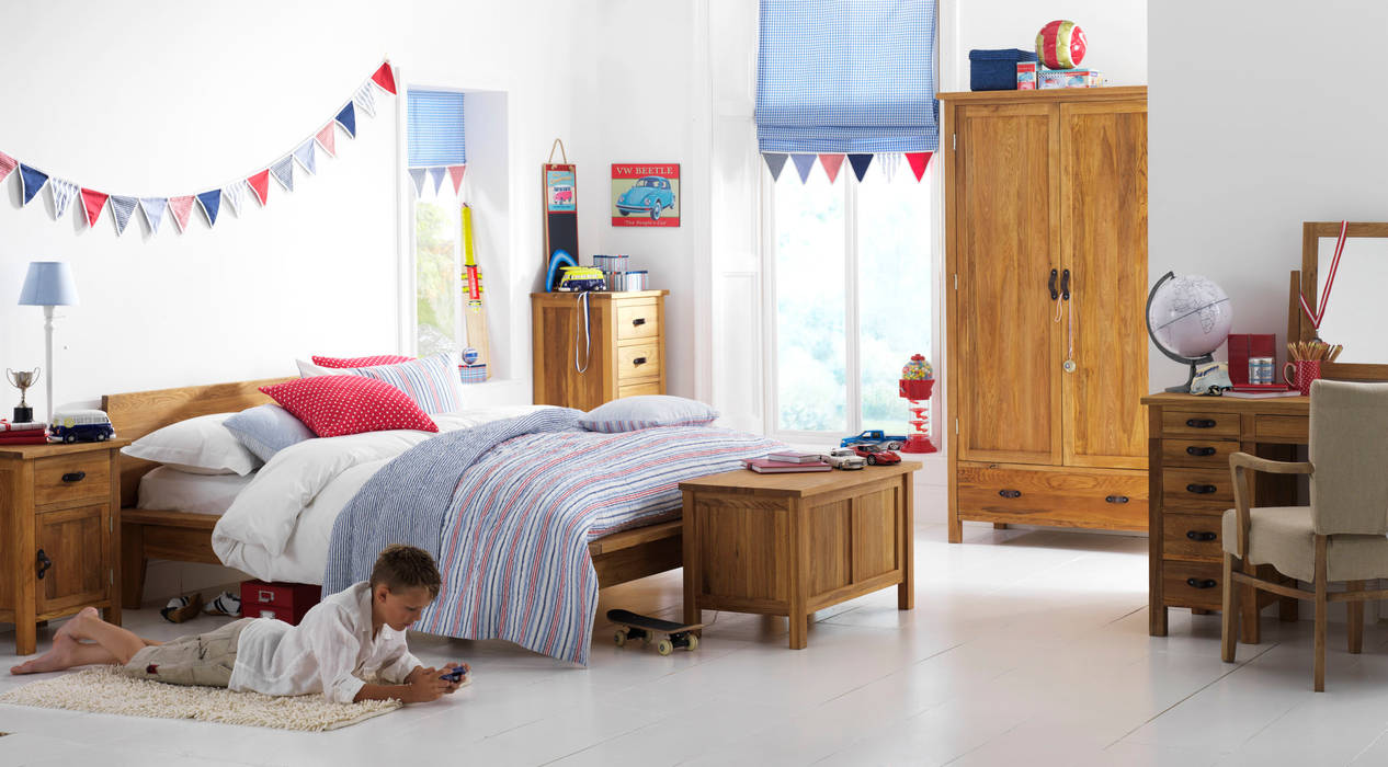Felix Hemmingway Collection Little Lucy Willow Rustic style nursery/kids room Wardrobes & closets