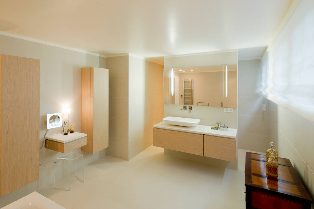 Haus Dr. B, Ferreira | Verfürth Architekten Ferreira | Verfürth Architekten Modern bathroom