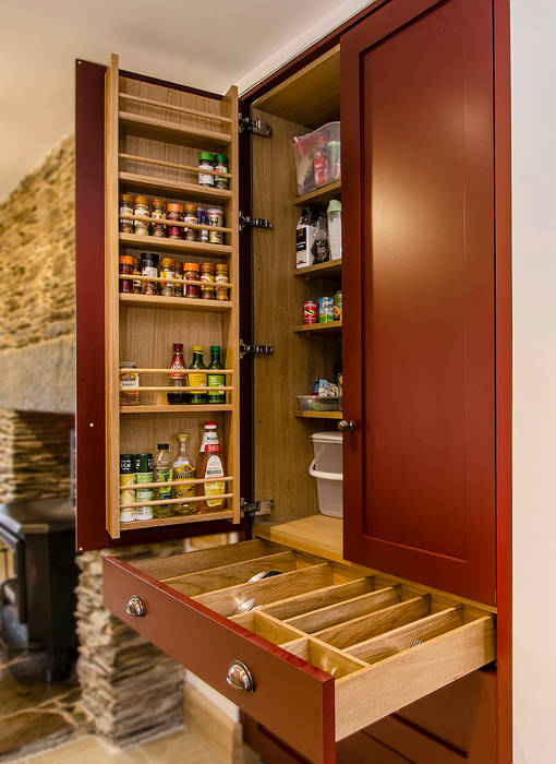 homify Country style kitchen Storage