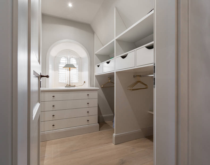 Fotoarbeiten Reetdachhaus in List auf Sylt, Home Staging Sylt GmbH Home Staging Sylt GmbH Country style dressing rooms