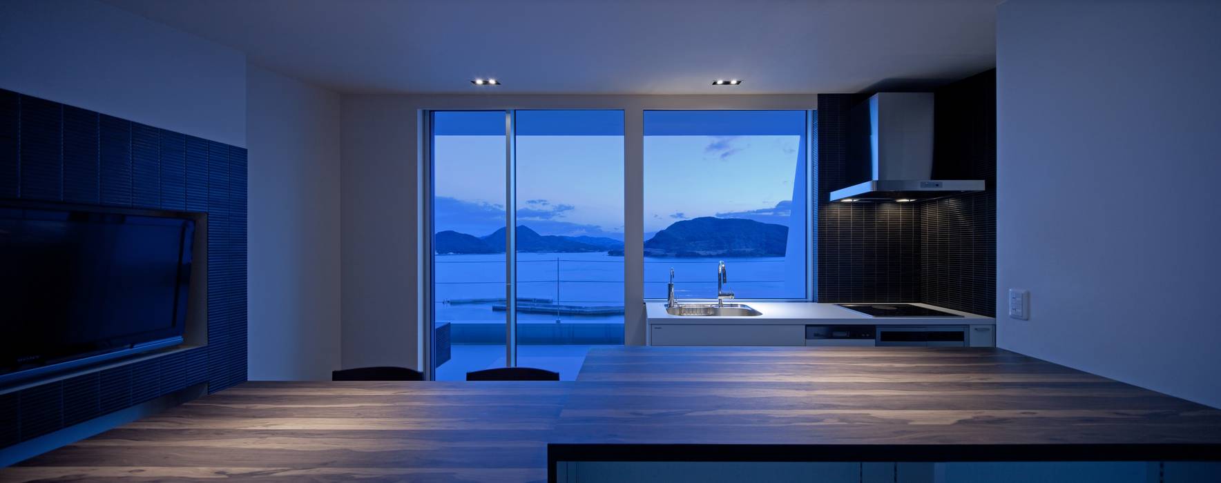 I-house 「水平線の家」, Architect Show Co.,Ltd: Architect Show Co.,Ltdが手掛けた現代のです。,モダン