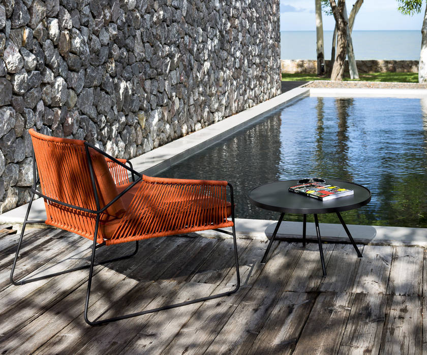 homify Minimalist style garden Furniture