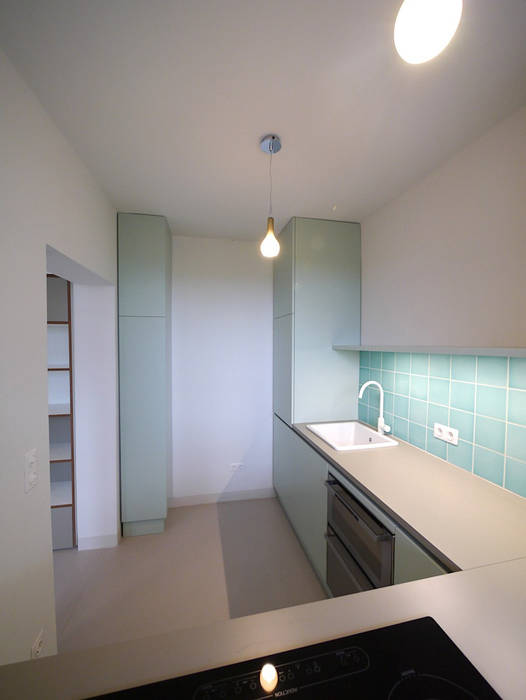 Apartment S, van risk van risk Kitchen