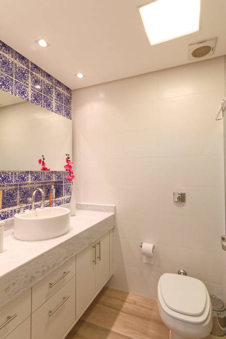 Apartamento Itaim Bibi - 90m², Raphael Civille Arquitetura Raphael Civille Arquitetura Salle de bain minimaliste