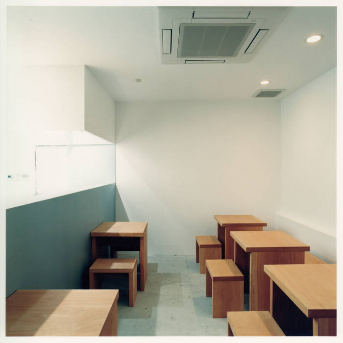 １階 客席 井戸健治建築研究所 / Ido, Kenji Architectural Studio 商業空間 レストラン