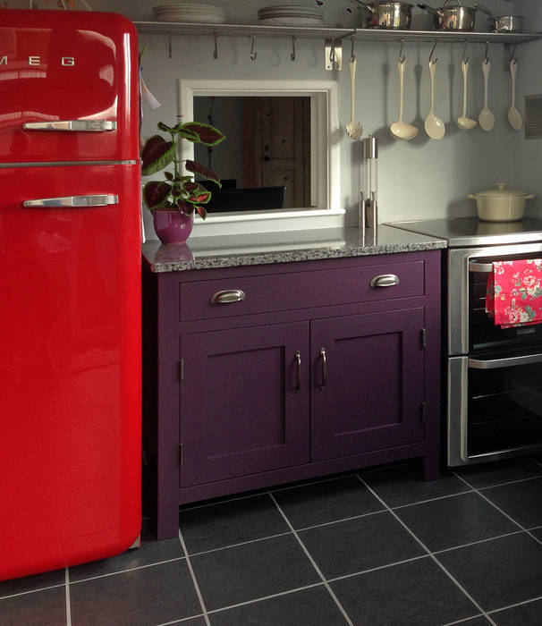 Small kitchen, big bold colour! Hallwood Furniture Eclectic style kitchen
