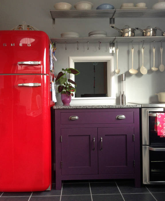 Small kitchen, big bold colour! Hallwood Furniture Eclectic style kitchen