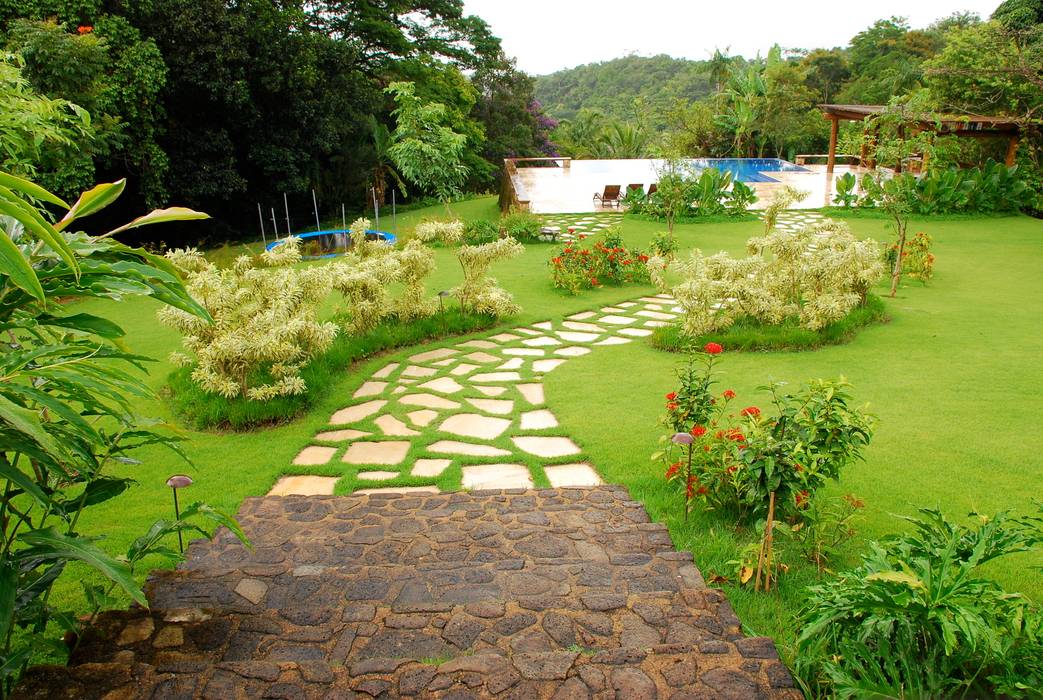 Residência SA - Ilhabela, SP, Gil Fialho Paisagismo Gil Fialho Paisagismo