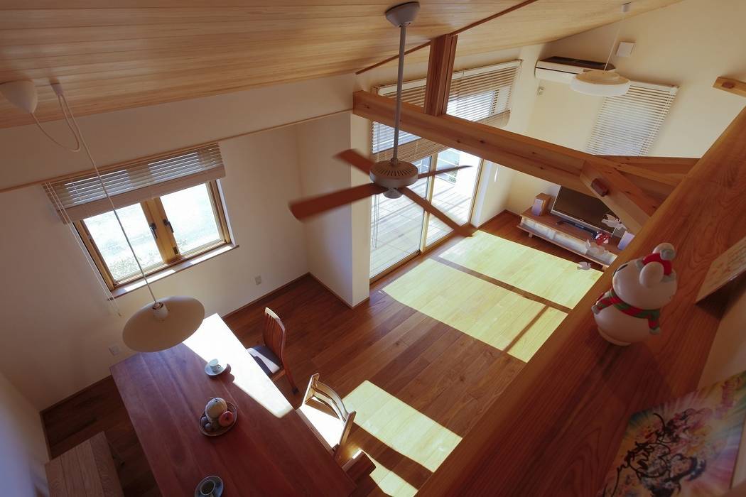 佐鳴湖畔を望む家, 近建築設計室 KON Architect Office 近建築設計室 KON Architect Office Modern Living Room