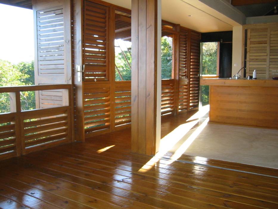 GANNE house - kitchen STUDY CASE sas d'Architecture Dapur Tropis