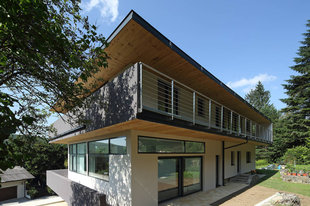 Sanierung und Erweiterung Wienerwaldhaus, wessely architektur wessely architektur Minimalistische Häuser