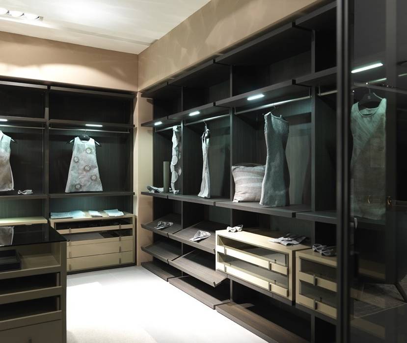 Walk-in-dressing room Lamco Design LTD Modern dressing room Wardrobes & drawers