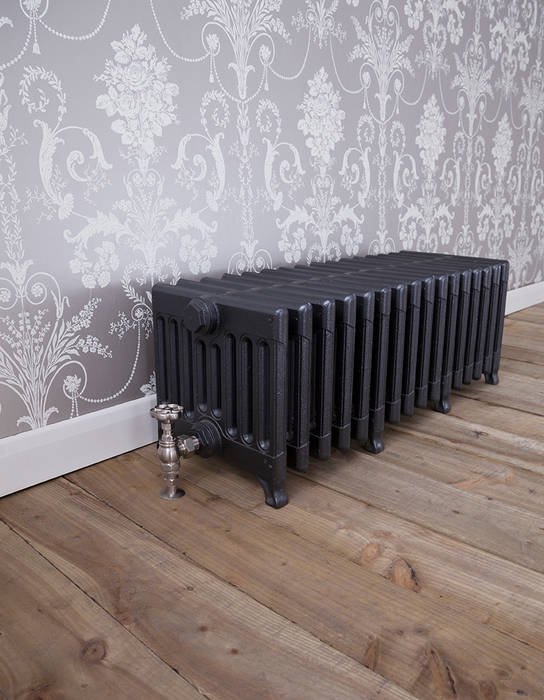 The Victorian 9 Column Cast Iron Radiator UKAA | UK Architectural Antiques Ingresso, Corridoio & Scale in stile classico Accessori & Decorazioni