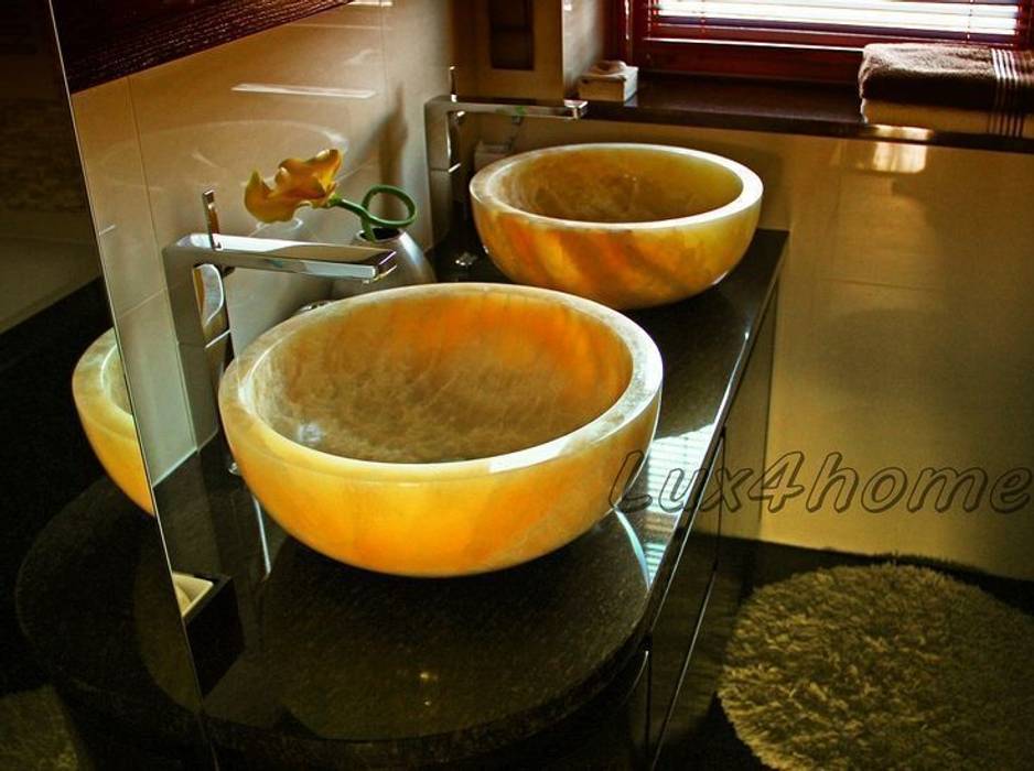 homify Modern bathroom Sinks