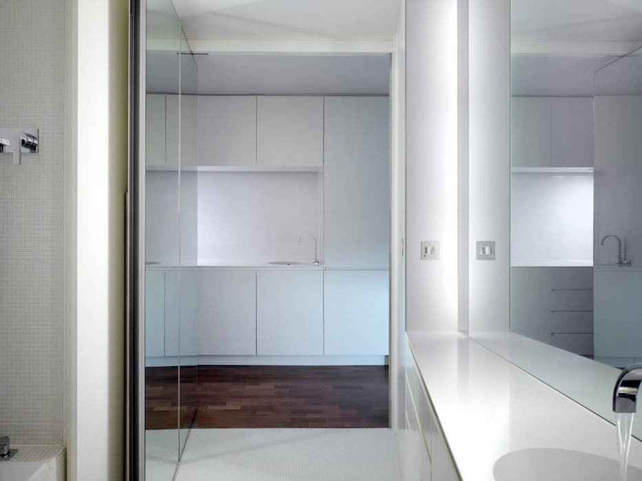 Apartment H, Mackay + Partners Mackay + Partners 現代浴室設計點子、靈感&圖片