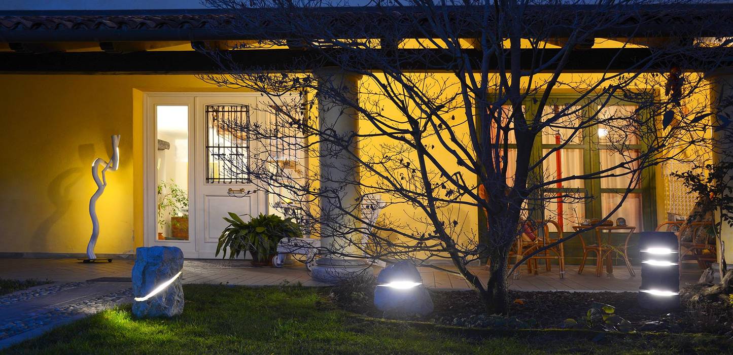 Menhir di Luce, Essenze di Luce Essenze di Luce Jardines de estilo moderno Iluminación