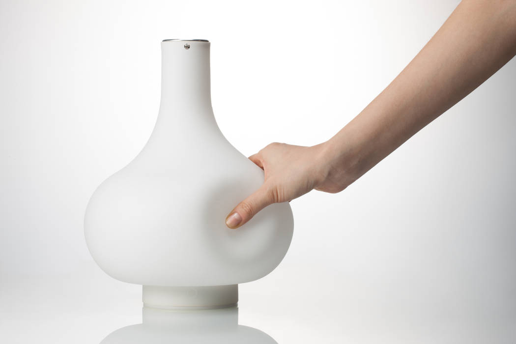 DOZA (silicone lamp) (주)해야지 HAEYAJI Inc. 미니멀리스트 침실 조명