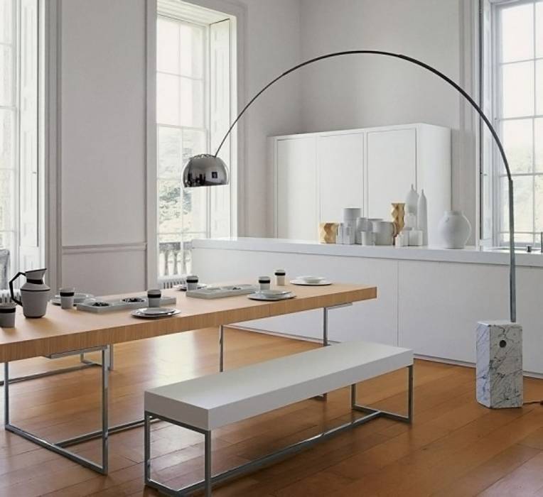 Arco – Floor Lamp – Flos MOHD - Mollura Home and Design Moderne Wohnzimmer Beleuchtung