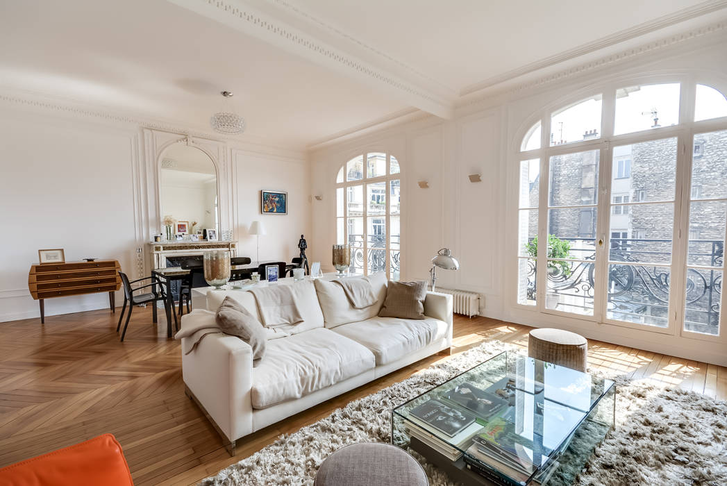 Un appartement haussmanien revisité - Paris 16e, ATELIER FB ATELIER FB モダンデザインの リビング