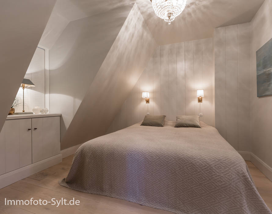 Reetdachhaus in List auf Sylt, Immofoto-Sylt Immofoto-Sylt Schlafzimmer im Landhausstil