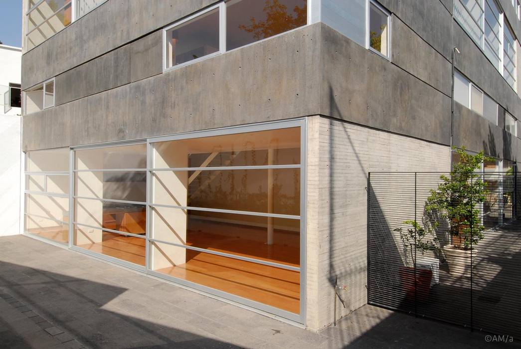 ATENAS 354, Alvaro Moragrega / arquitecto Alvaro Moragrega / arquitecto Industrial style balcony, veranda & terrace