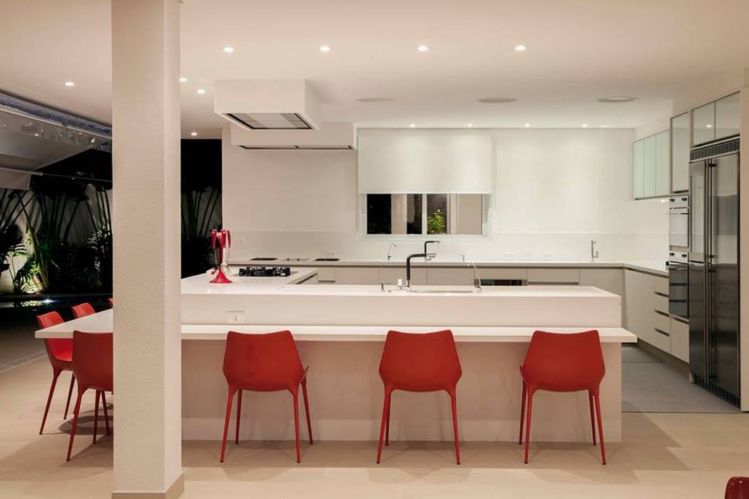 Casa - Praia de Tabatinga, Hurban Liv Arquitetura & Interiores Hurban Liv Arquitetura & Interiores Modern style kitchen