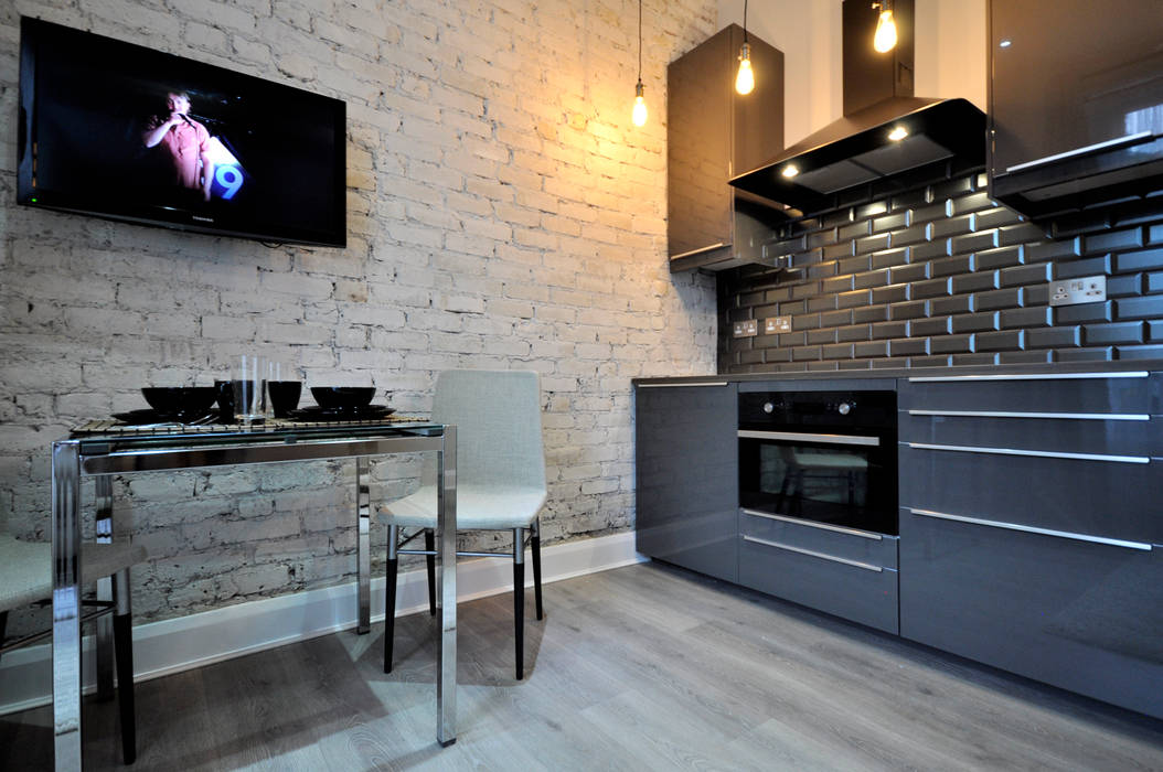 Apartments in Oakley Square, London Pergo Modern kitchen