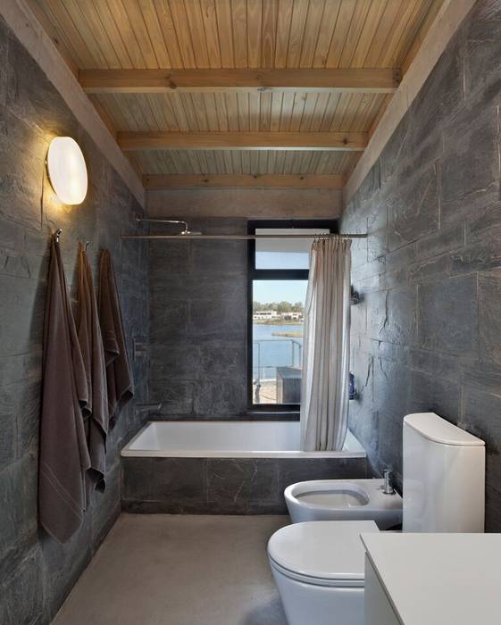 Casa en San Marco, Ruben Valdemarin Arquitecto Ruben Valdemarin Arquitecto Bagno moderno