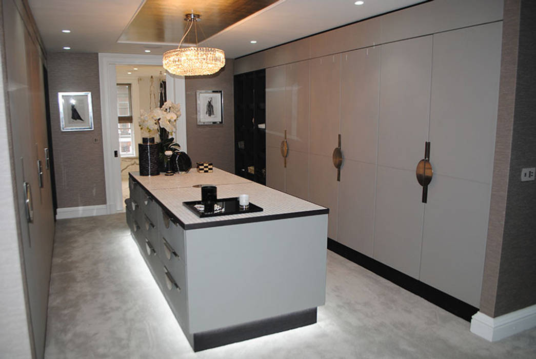 Counter Top by Cocovara Interiors, ShellShock Designs ShellShock Designs Modern dressing room