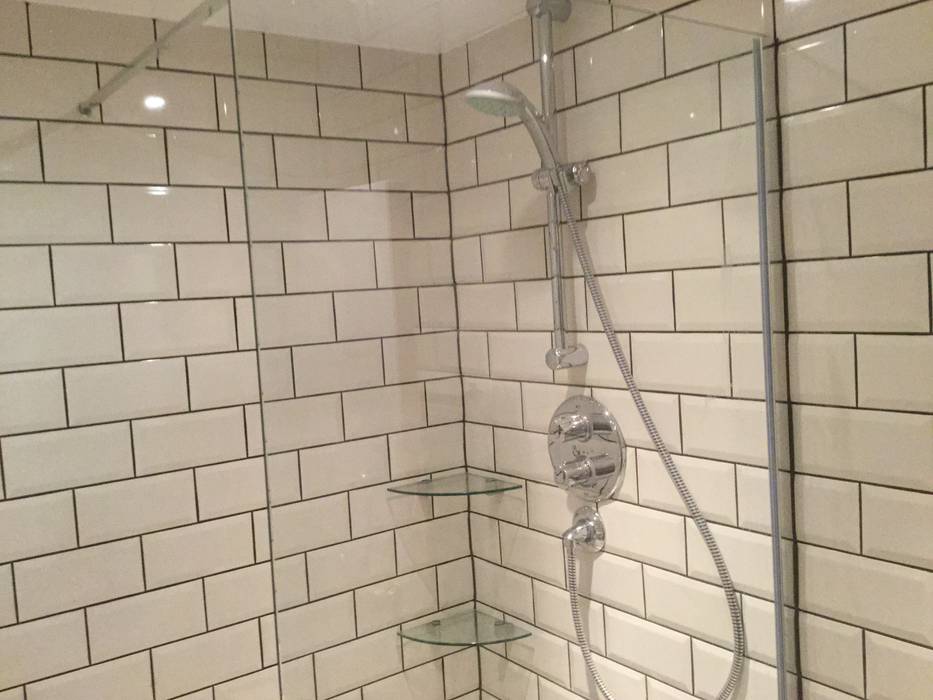 Hampstead Wetroom, Refurb It All Refurb It All Kamar Mandi Minimalis