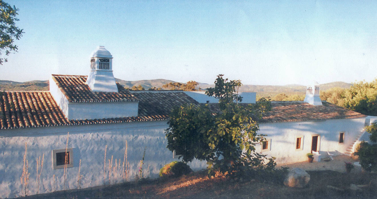 Blick auf Nordfassade v. Bismarck Architekt Mediterrane Häuser