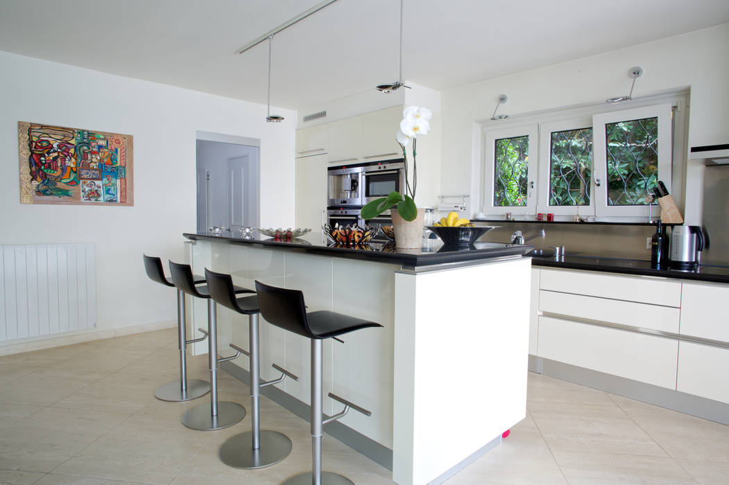 Splendida vista sul lago di Lugano, DF Design DF Design Modern kitchen