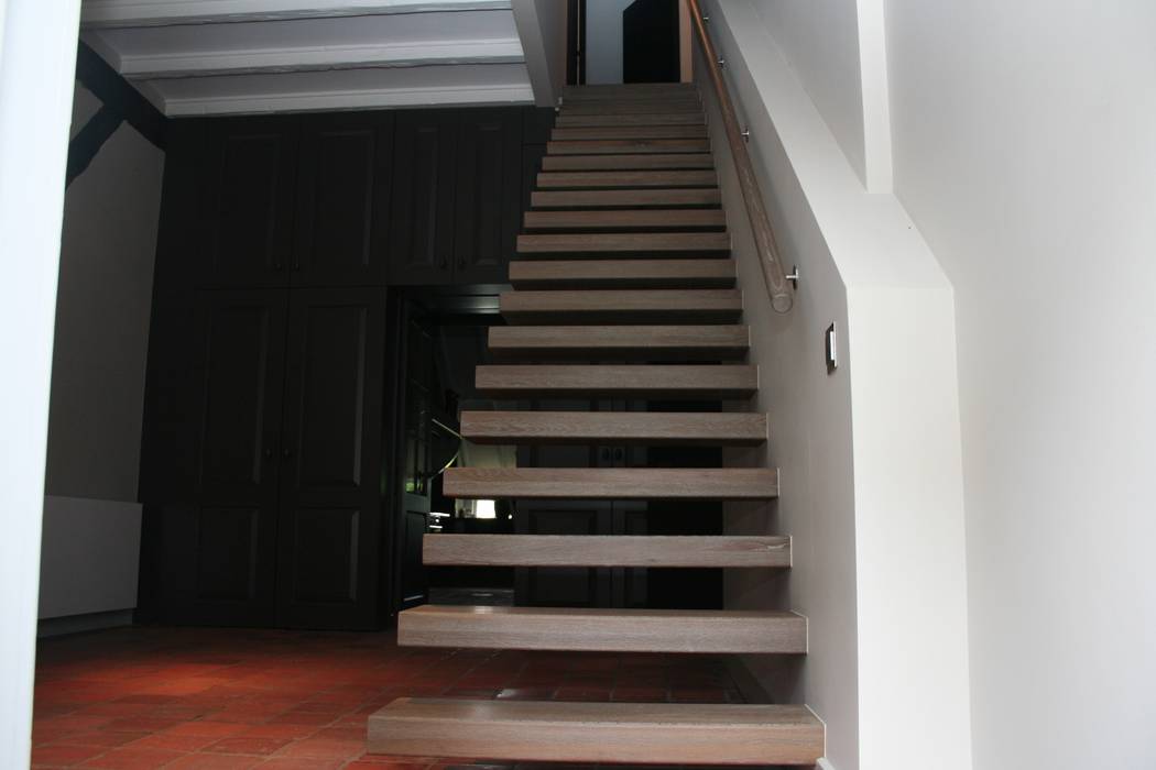 Zwevende eiken houten treden, Allstairs Trappenshowroom Allstairs Trappenshowroom Corridor, hallway & stairs Stairs
