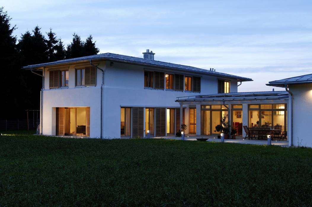 Abendstimmung Architekt Namberger Einfamilienhaus Innenhof,Blechdach,Freisitz