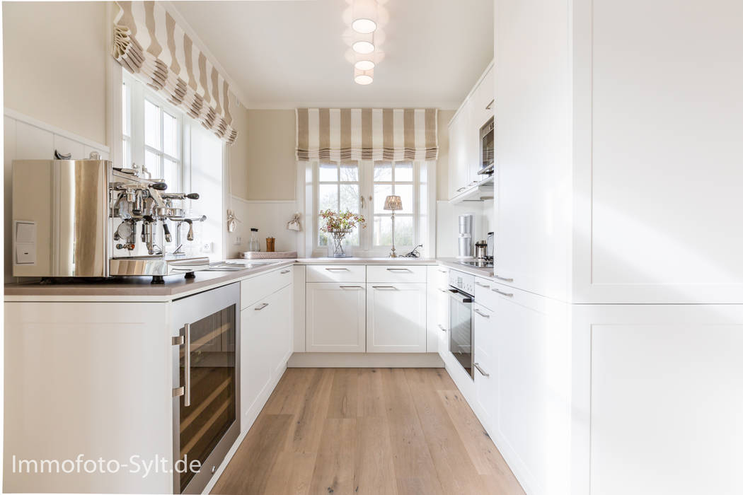 Reetdach Neubau, Immofoto-Sylt Immofoto-Sylt Kitchen