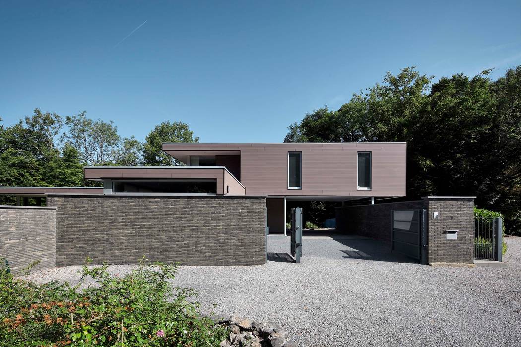 Maison R, atelier d'architecture FORMa* atelier d'architecture FORMa* Casas modernas