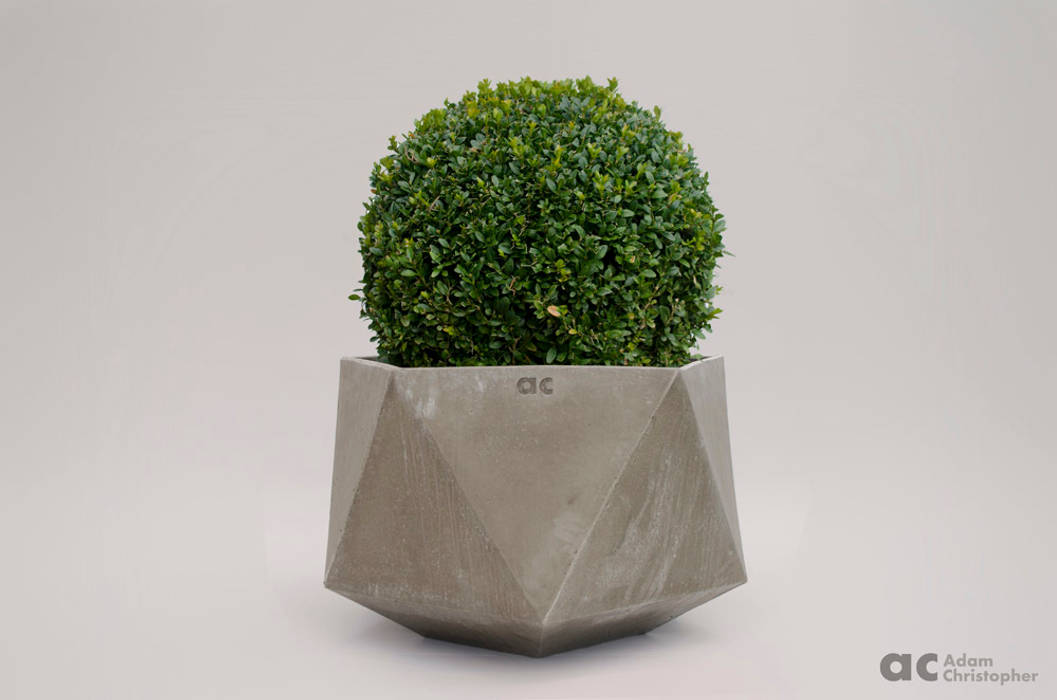 Femkant Planter In Warm Grey Concrete Adam Christopher Design 庭院 水泥 植物盆栽與花瓶