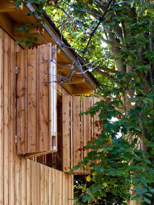 Gartenhaus nach dem Umbau tillschweizer.co Rustikale Garagen & Schuppen Gebäude,Blatt,Anlage,Holz,Holzbeize,Baum,Hütte,Abstellgleis,Planke,Haus