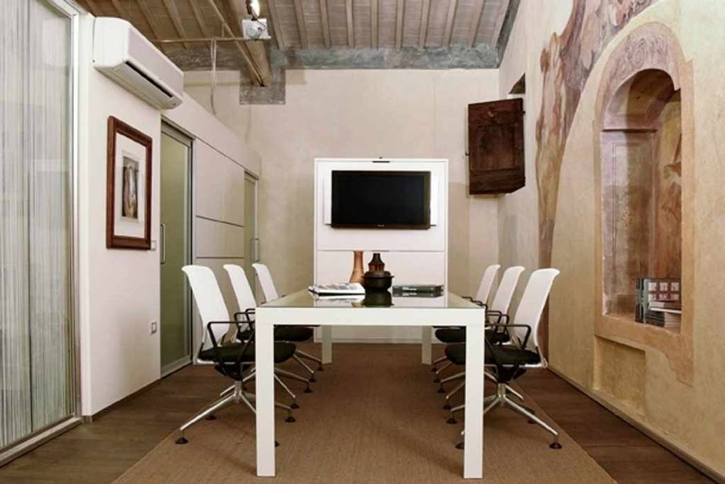 Ex "Oratorio della Vergine Maria in veste bianca", Studio ARTIFEX Studio ARTIFEX Commercial spaces Office buildings