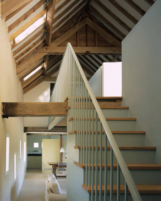 Quaker Barns, Hudson Architects Hudson Architects Corredores, halls e escadas clássicos