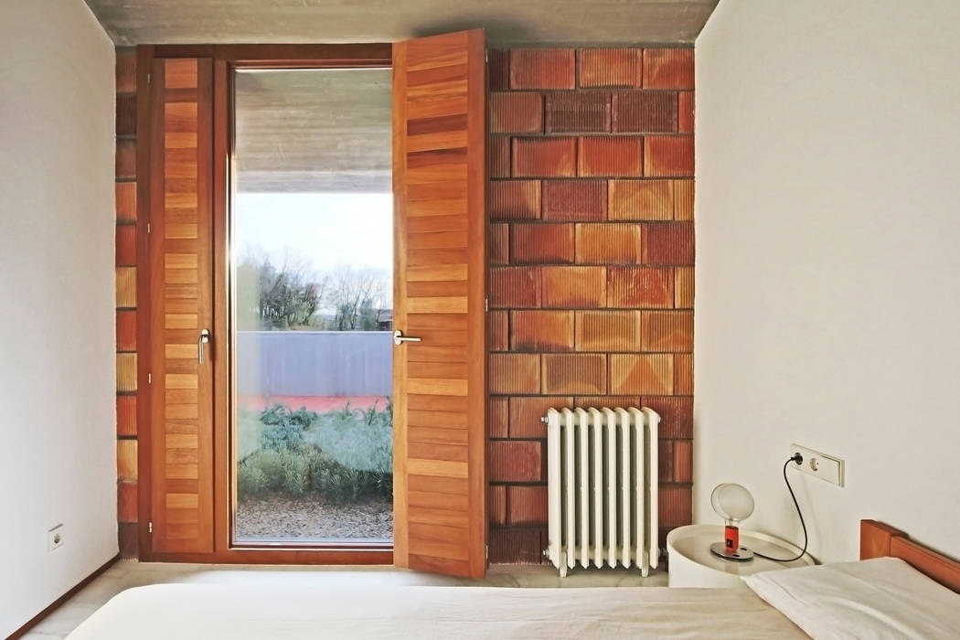 Casa S1, bellafilarquitectes bellafilarquitectes Dormitorios de estilo moderno