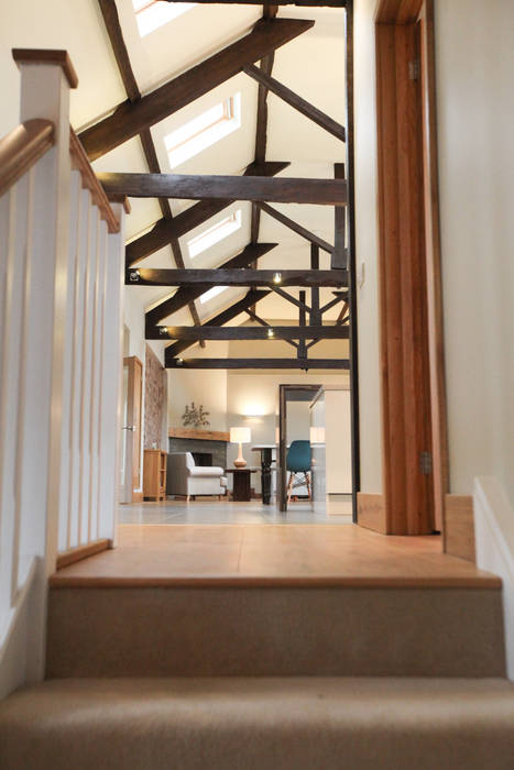 Barn conversion from a former Granary Barn to a contemporary four bedroom home, Flow Interiors Flow Interiors Salas modernas