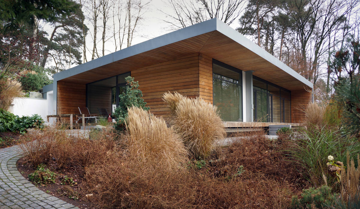 Einfamilienhaus Neubau, Cousin Architekt - Ökotekt Cousin Architekt - Ökotekt Moderne Häuser Anlage,Eigentum,Gebäude,Baum,Hütte,Holz,Haus,Die Architektur,Grundstück,Gras